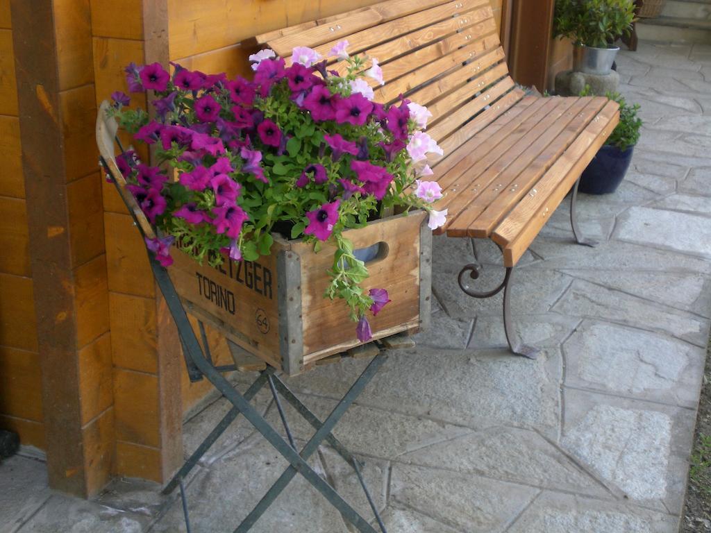 Pera Rionda Bed & Breakfast Caprie Exterior foto